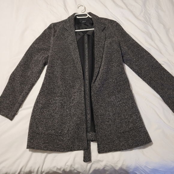 Like new reitmans 12 knit blazer jacket black and white knit - Picture 1 of 6